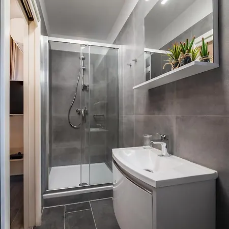 Luxury Studios & Room Five Split Exterior photo